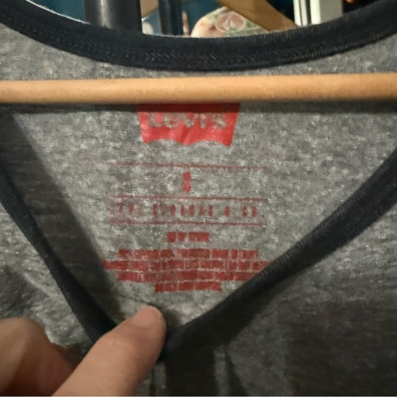 Levi’s- California republic tank top - Picture 2 of 4